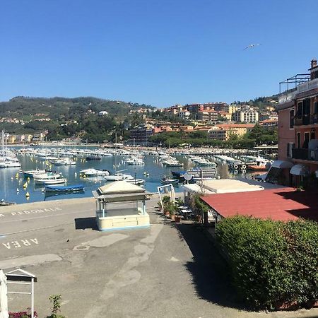 Il Mare Di Cecy - Splendido Appartamento Lerici Luaran gambar