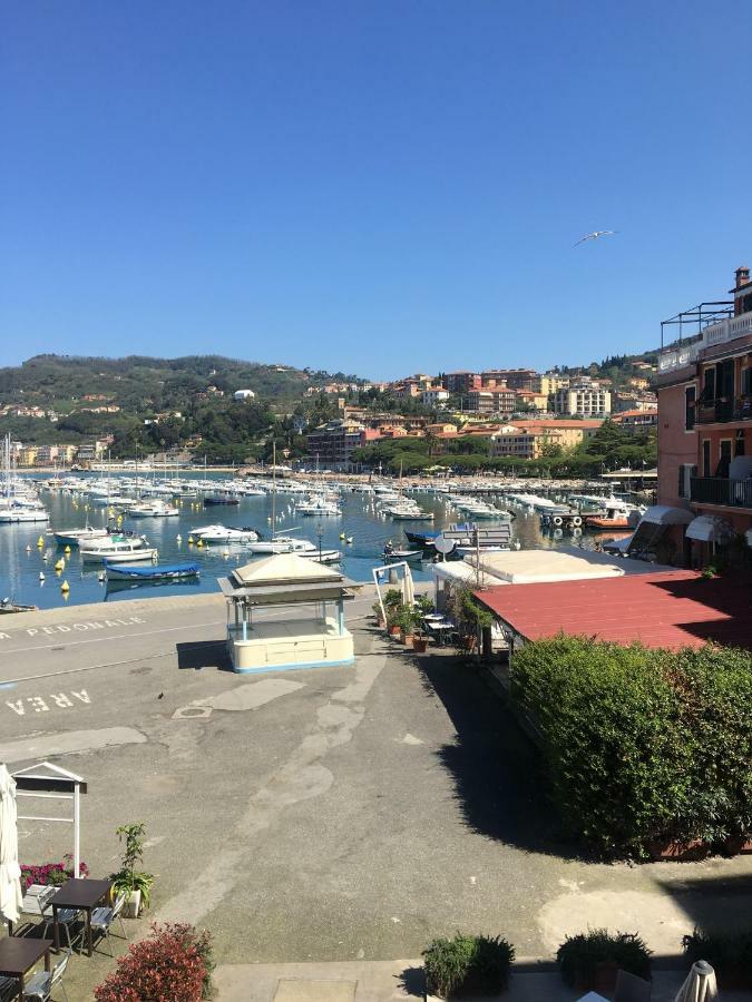 Il Mare Di Cecy - Splendido Appartamento Lerici Luaran gambar